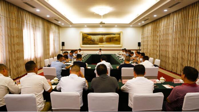 腾龙国际平台集团班子实地督导金牛宾馆改（扩）建工程