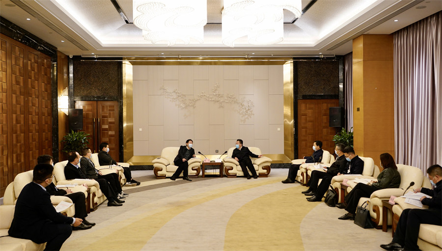 省腾龙国际平台集团党委书记、董事长任丁率队赴南充调研