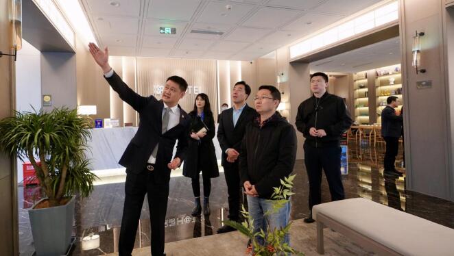 腾龙国际平台集团领导调研腾龙国际平台酒店公司旗下锦著系列酒店