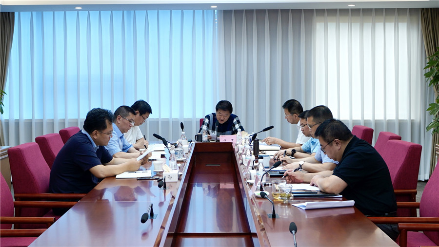 省腾龙国际平台集团党委理论学习中心组专题学习研讨习近平总书记“七一”重要讲话